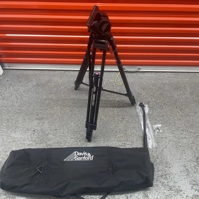 Tiffen PROVISTA7518B Provista 718B Tripod with V18 Fluid Head - Image 1 of 4