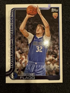 Tarjeta de novato 25-26 Topps Basketball Cooper Flagg #201 MAVERICKS - Imagen 1 de 2