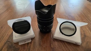 📸 Fujifilm XF 18-55mm f/2.8-4 R LM OIS Zoom Lens (Excellent) + Filters Bundle - Picture 1 of 12