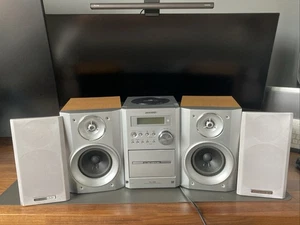 SHARP XL-30 Micro HiFi Stereoanlage mit Lautsprecher CD Kassette FM AM Tuner - Bild 1 von 20