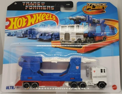 Hot Wheels Transformers Track Fleet Ultra Magnus - Image 1 of 3