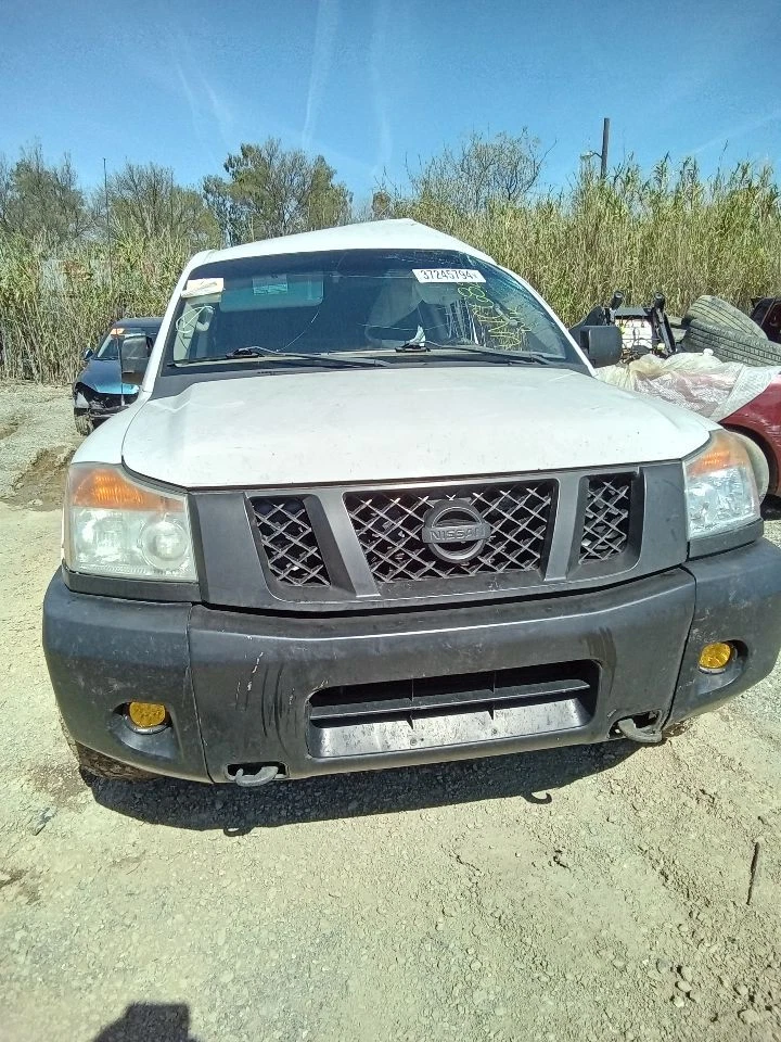 Antena usada compatible con: Nissan Titan Grade A 2012 Foto 1 de 4