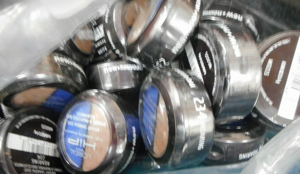 LOT OF 24 LOREAL HIP BRIGHT SHADOW DUO 234 ROARING 0.08oz EACH - Image 1 of 1