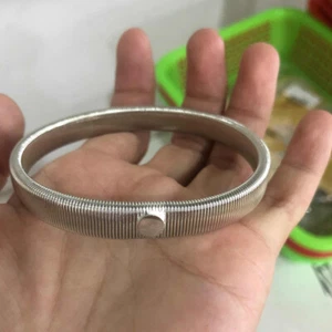 Brazalete elástico para hombre Camisa Manga Soporte Brazos Bandas Ropa Accesorios · - Imagen 1 de 19