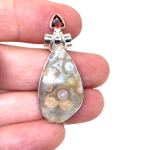 Peach White Bullseye Cab-Ocean Jasper 1 1/2" Long Pendant Faceted Trillion cut - Picture 1 of 4