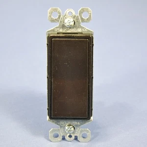 Pass & Seymour SCRATCHED Brown Decorator Rocker Wall Light Switch 3Way 15A TM873 - Picture 1 of 5