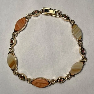 Bracciale vintage c1960 senza marchio tono oro 7-1/2", pietre semipreziose e topazio - Foto 1 di 3