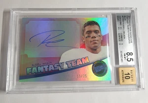 2012 Press Pass Showcase Russell Wilson Fantasy Team 15/25 AU Blue #FTRW Graded! - Picture 1 of 5