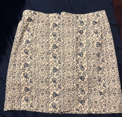 Falda lápiz vaquera floral beige azul marino Free People talla 8, 93 % algodón Foto 1 de 4