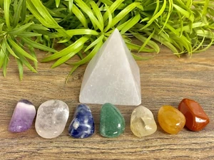 Selenit Pyramide Chakra Stein Set Personal Kit Therapiesteine Reinigen Aufladen - Bild 1 von 9