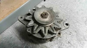 Alternator NISSAN PICKUP 85 86 87 88 89 - Picture 1 of 1
