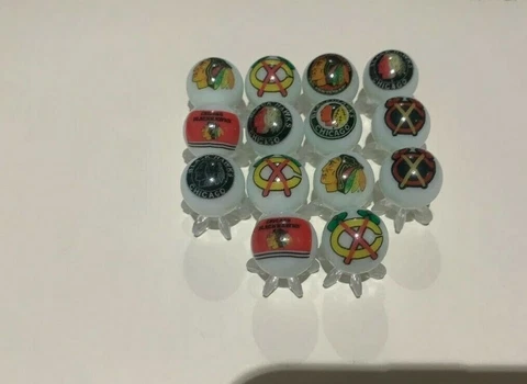 Chicago Blackhawks NHL 5/8" GLASS MARBLES COLLECTION Cover