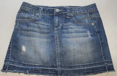 Falda vaquera azul vaquero So Juniors talla 5 (30x13) dobladillo desgastado falda vaquera Foto 1 de 4