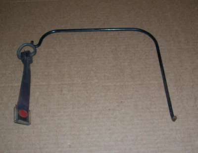 De colección Snapper Tractor Cortacésped Tanque de Gas Sujeción, Correa y Clip de Retención Foto 1 de 4