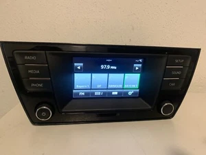 Skoda Fabia Combi 1.6 TDI Radio DAB Bluetooth 6V0 035 869 - Bild 1 von 8
