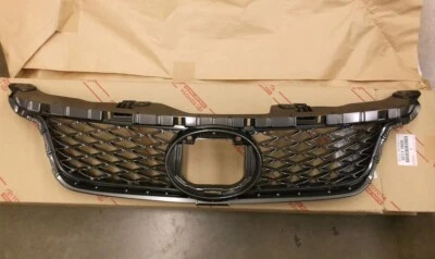 GENUÍNO LEXUS CT200h 200-2013 F SPORT GRADE DO RADIADOR FRONTAL FABRICANTE DE EQUIPAMENTO ORIGINAL 53111-76030 - Imagem 1 de 3