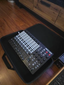 Akai APC40 MK2 MKII w/ Magma hardCase - Picture 1 of 3
