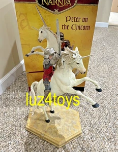 Raro Disney WETA Las Crónicas de Narnia Pedro en Unicornio Estatua - Imagen 1 de 5