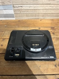 Sega Mega Drive - nur Konsole - ungetestet - Bild 1 von 7
