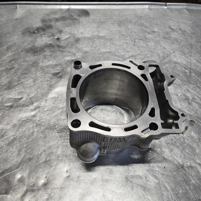 Yamaha Yz450f 2017 motor cilindro diámetro jarra 2 Foto 1 de 4