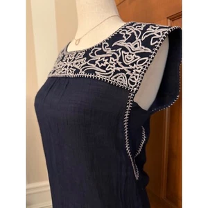 THML Anthropologie Christy Top Mujer S Azul Marino Semi Transparente Bordado Túnica - Imagen 1 de 13