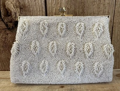 VTG La Regale Beaded Sequined Purse Evening Bag Clutch Silk Lined Wedding - Image 1 of 4