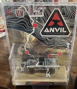 NEW 2024 M2 Machines DIORAMA 1976 GMC SIERRA GRANDE 15 4X4 ANVIL OFF ROAD - Picture 1 of 5
