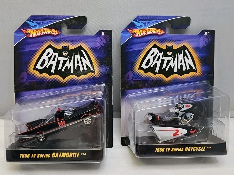 2007 Hot Wheels 1:50 Batman Classic 1966 TV Series Batcycle / Batmobile  - Image 1 of 4