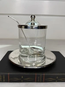 Vintage französisches Glas Gewürz Gelee Marmelade Glas mit versilbertem Deckel, Schöpfkelle Löffel & Tablett - Bild 1 von 9