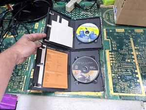 Half Life 2 Juego O T AÑO para PC Valve Clasificado M 5 Juego de Discos, 2005 y Counter Strike - Imagen 1 de 17