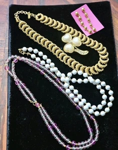 Vtg 5p Lot All Signed Monet 3 Necklace, Brooch Earrings Gold Tone Faux Pearl - Bild 1 von 19