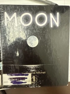 Moon by Melanie S. Mitchell (2004, Library Binding) - Imagen 1 de 1