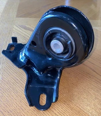 Genuine MINI Cooper Right Rear Trailing Arm Bracket 33306857796 R50 R52 R53 - Image 1 of 4