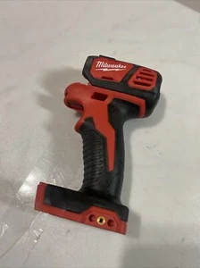 Milwaukee 2606-20 Drill -Driver M18-18V Clam Shell  ( No Screws)  #31-44-2607 - Picture 1 of 6