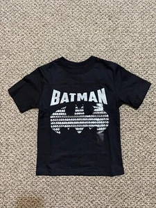 Batman Boy Silver Logo Graphic T-Shirt Black Tee Size 4 New With Tag - Picture 1 of 4