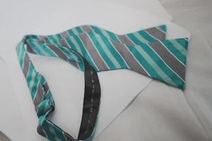Croft & Barrow Bow Tie Men’s Turquoise Gray Stripe Adjustable Pre-Tied - Picture 1 of 5