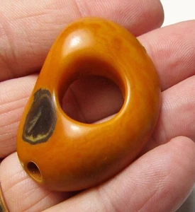Polished tagua seed for crafts - Picture 1 of 5