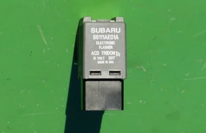SUBARU LEGACY 00-04 TURN SIGNAL HAZARD LIGHT WARNING RELAY 86111AE01A OEM BAJA - Picture 1 of 8