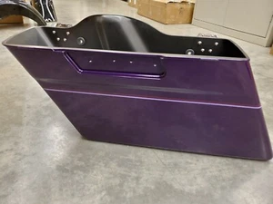 HARLEY-DAVIDSON® LH SADDLEBAG BOTTOM, CONCORD PURPLE - Picture 1 of 4
