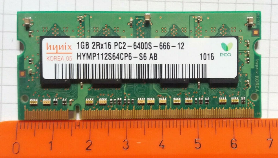 Hynix RAM 1GB SODIMM PC2-6400S DDR2 HYMP112S64CP6-S6 AB - Immagine 1 di 1