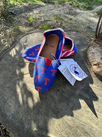 MLB Texas Rangers Womens Slip On Canvas Shoes Size Small 5-6 Cover