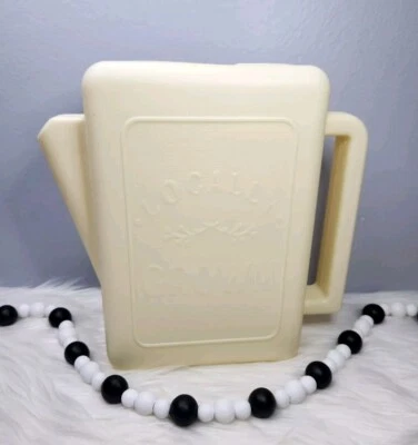 Slim 1.5 Liter Plastic Watering Can Cream Indoor *New* - Image 1 of 4