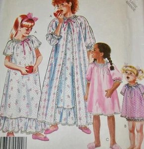 McCalls MUSTER 2567 ROBE, NACHTKLEID, HÖSCHEN Mädchen groß 12-14 - Bild 1 von 5