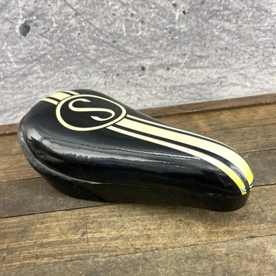 Asiento de Bicicleta Schwinn Negro S Logo Stripe Short Pequeño BMX Foto 1 de 4