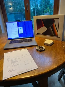 Apple MacBook Pro 16.2" 2021 M1 Pro | 16GB RAM | 512GB | Spacegrau | OVP! - Bild 1 von 15