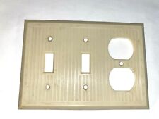 Vintage Ivory   Bakelite 2 Toggle Switch Duplex Outlet Wall Plate