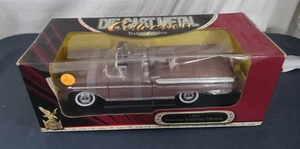 Road Signature 1957 Mercury Turnpike Cruiser Convertible 1/18(XYZ69) - Picture 1 of 8