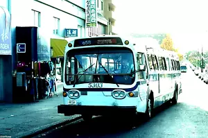 FOTO A COLOR 5x7 autobús de Nueva York 1972 Blitz reconstruido GM pecera #5303 Q-58 41 RD 19/10/92 - Imagen 1 de 1