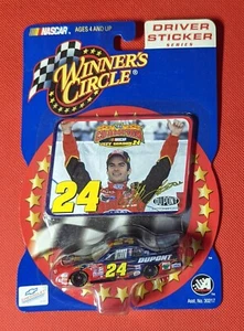 NEU! 2002 Winner's Circle "Jeff Gordon" Driver Sticker & 1:64 Diecast Car {4860} - Bild 1 von 2