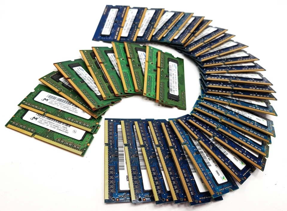 Lot of (37) Mix Brands SODIMM Laptop Memory 1GB PC3-8500S DDR3-1066MHz 204pin - Image 1 of 3